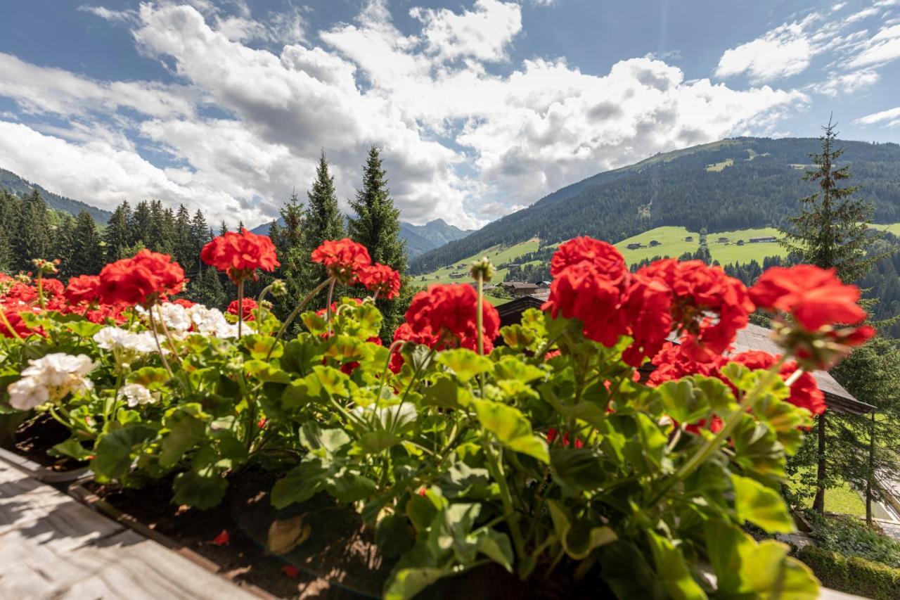 Отель Gaestehaus Gratlspitz Альпбах Экстерьер фото