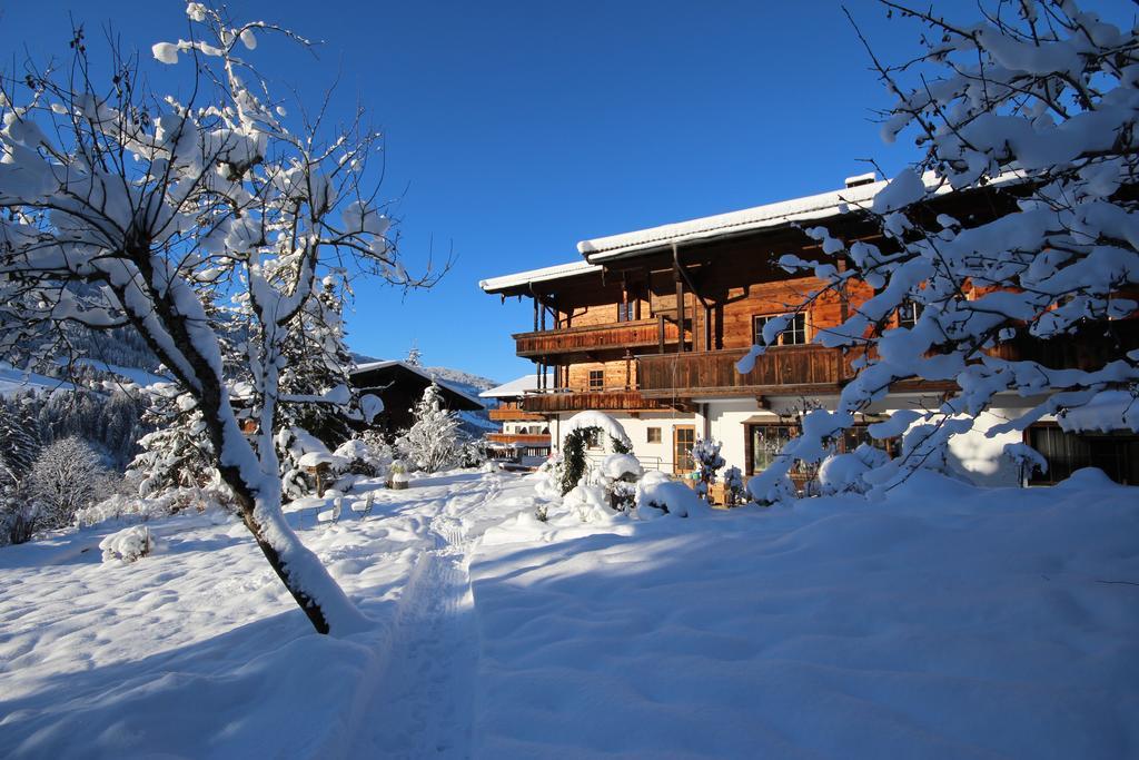 Отель Gaestehaus Gratlspitz Альпбах Экстерьер фото